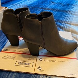Cute gray ankle boots
